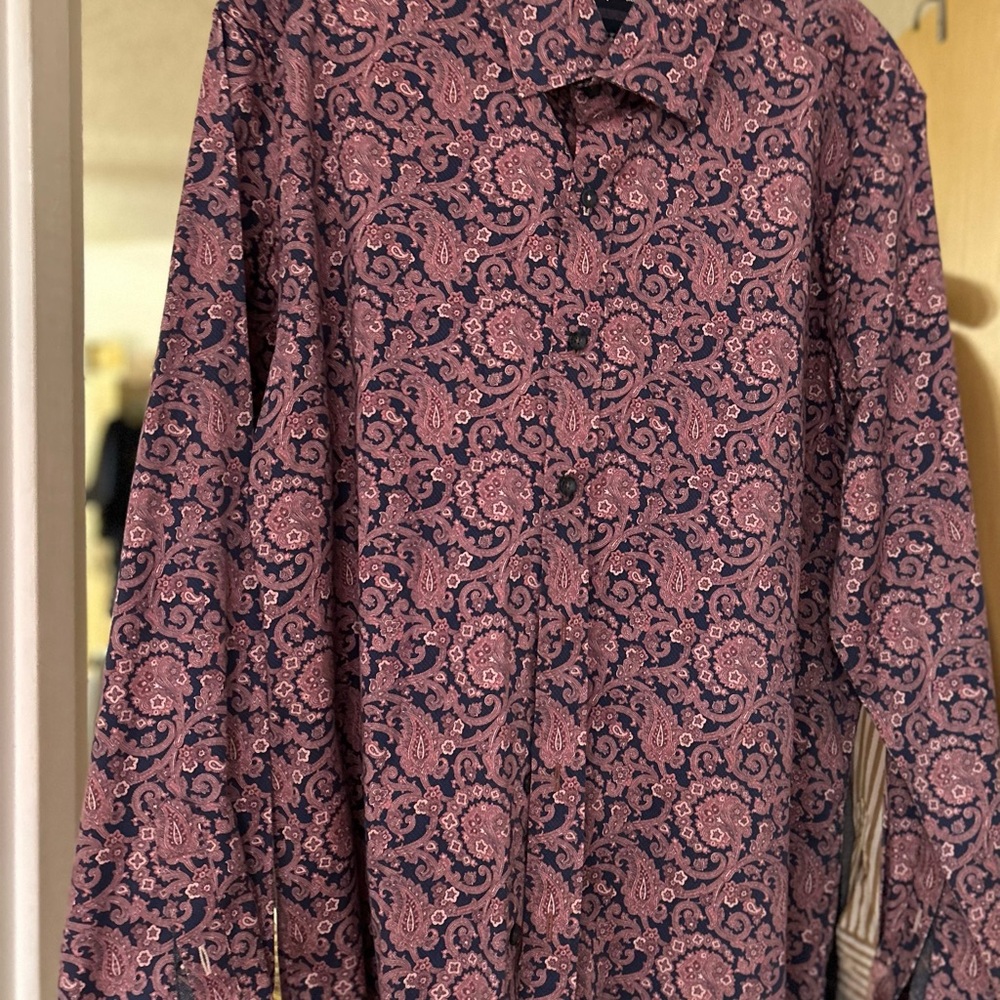 Robert Graham paisley men’s button down